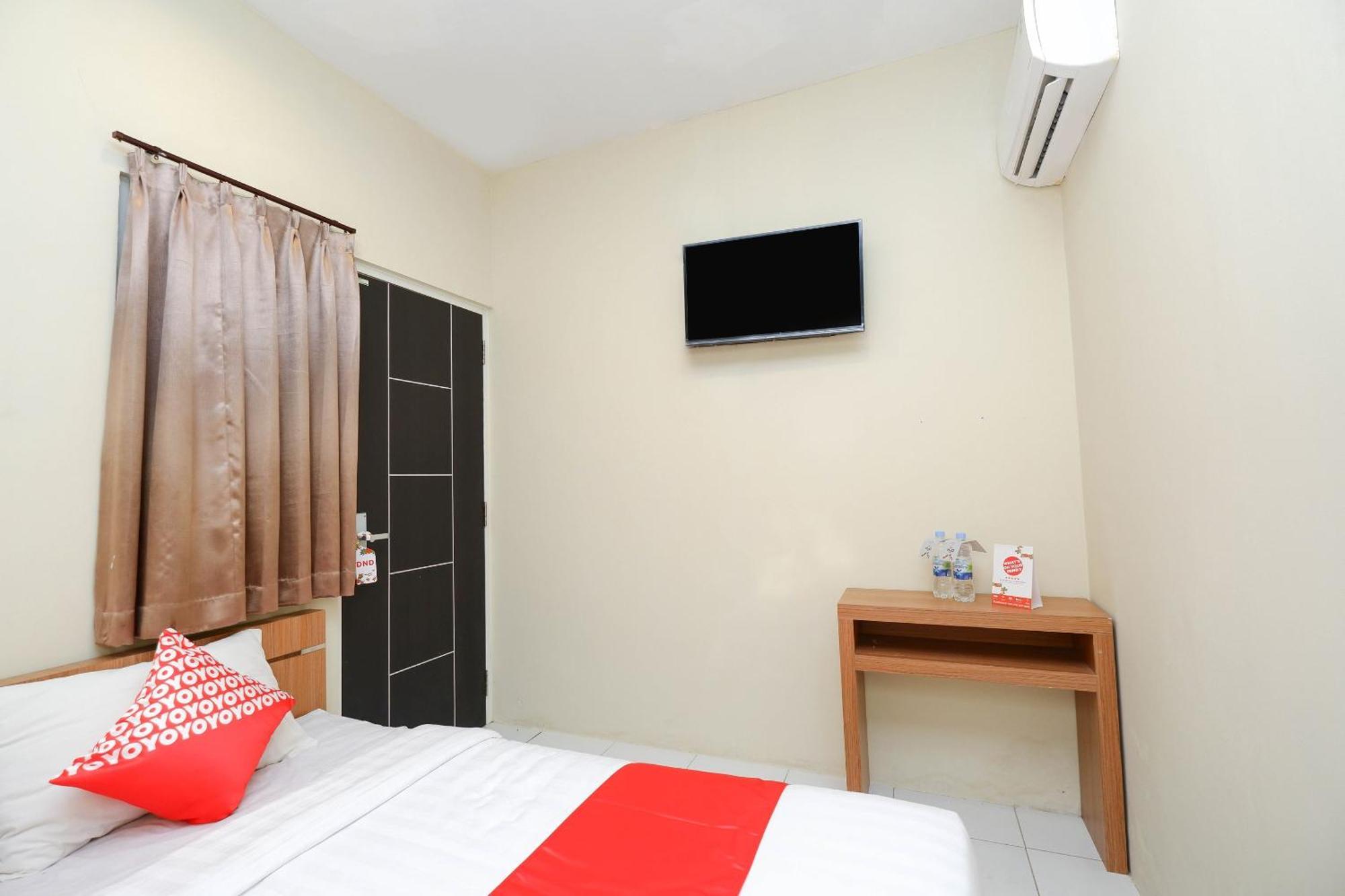 Unta Residence Semarang Esterno foto