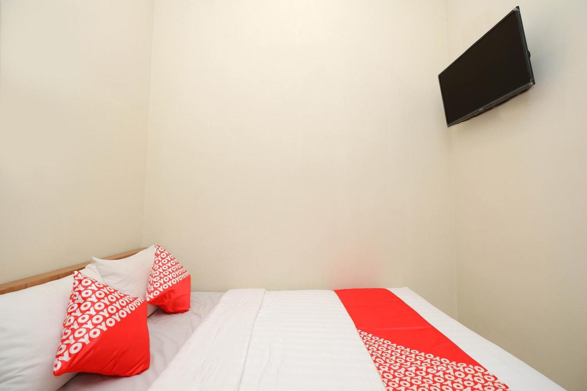 Unta Residence Semarang Esterno foto